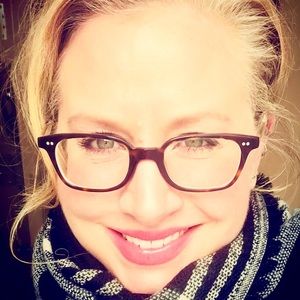 Meet your Posher, Teresa